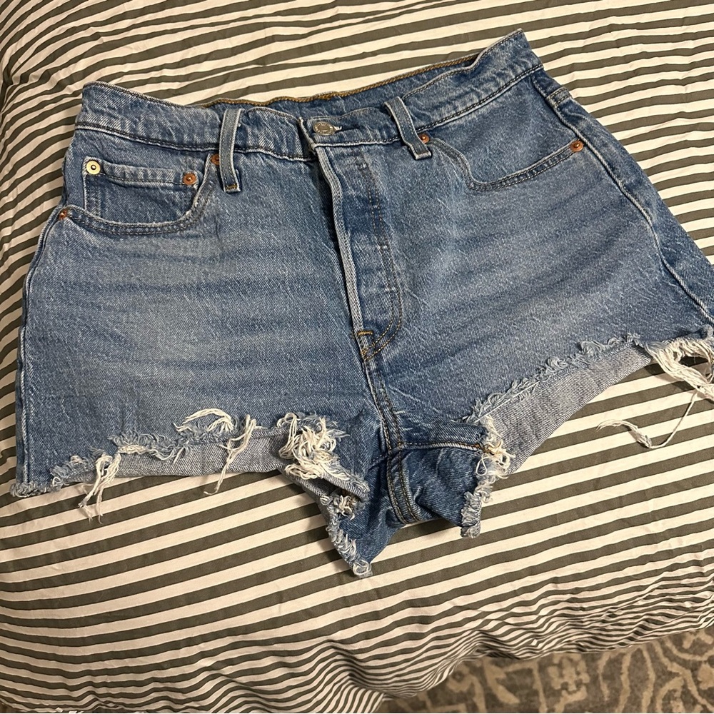 Levi’s 501 denim shorts